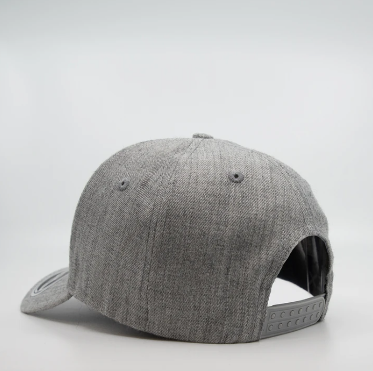 U15518 UFlex Adults Pro Style 5 Panel Snapback