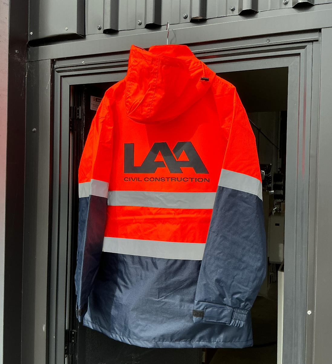 Hi Vis Workwear NZ – Custom Safety Uniforms for Kiwi Trades