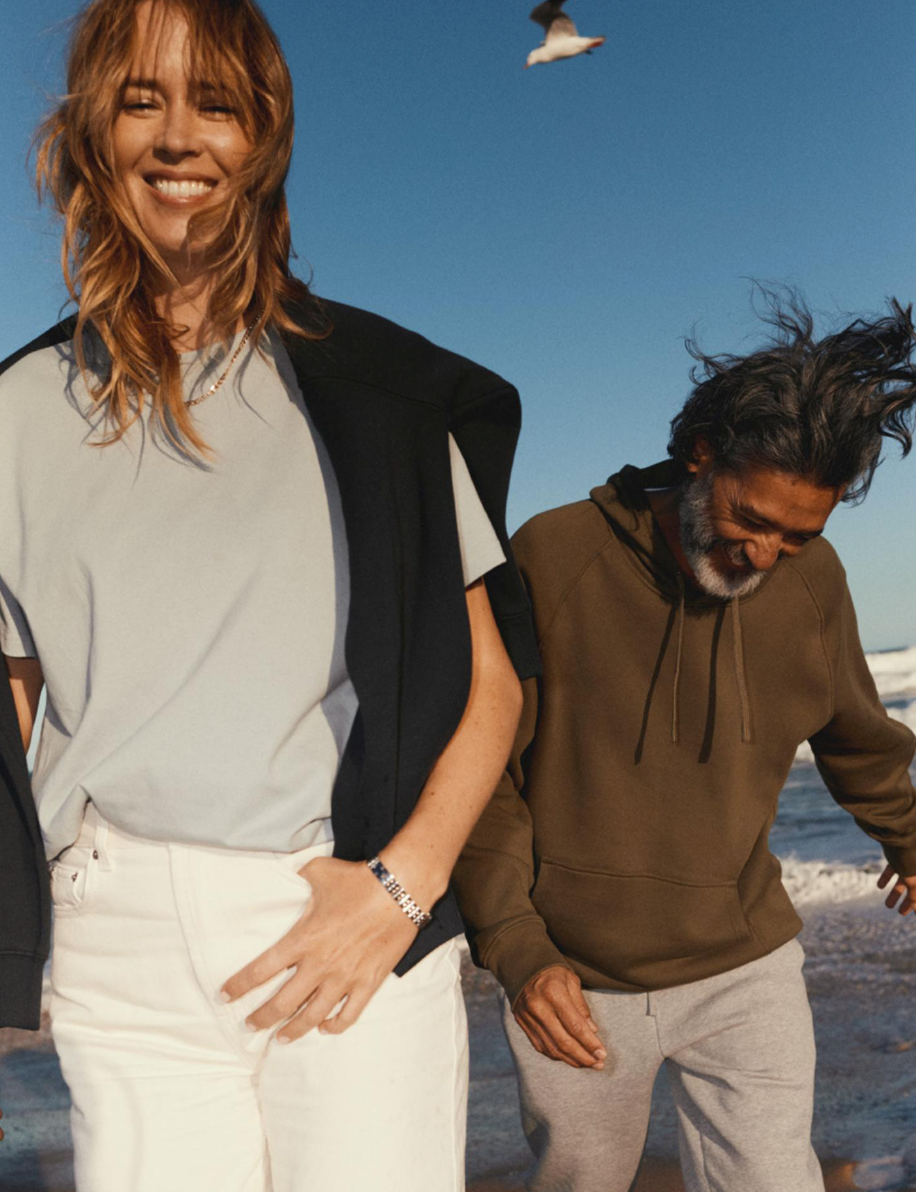 Mens & Wo's Basis Hoodie